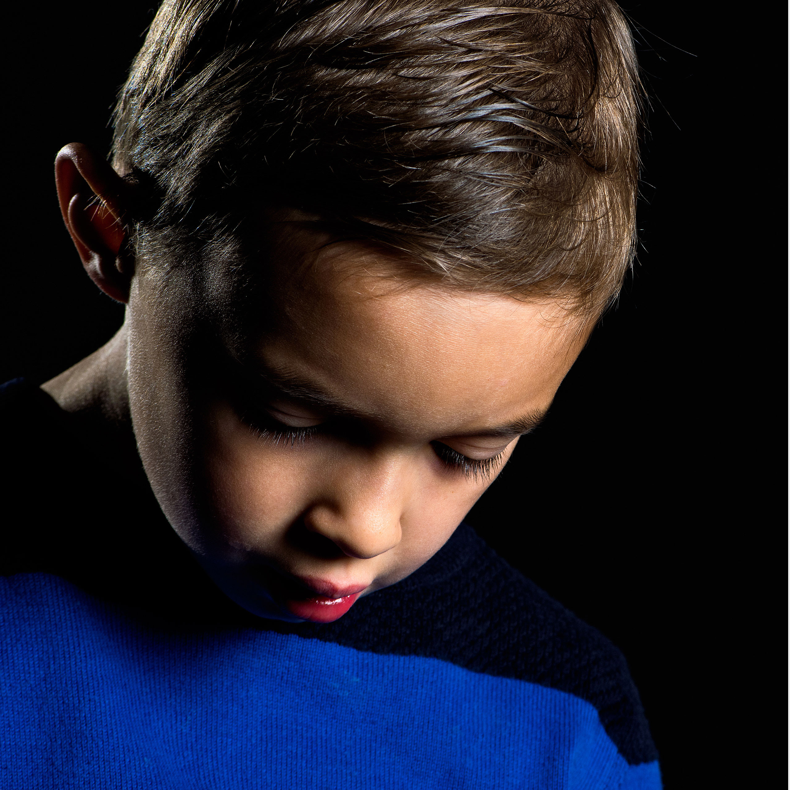 heirloom album for a calgary portrait studio session by sean leblanc
