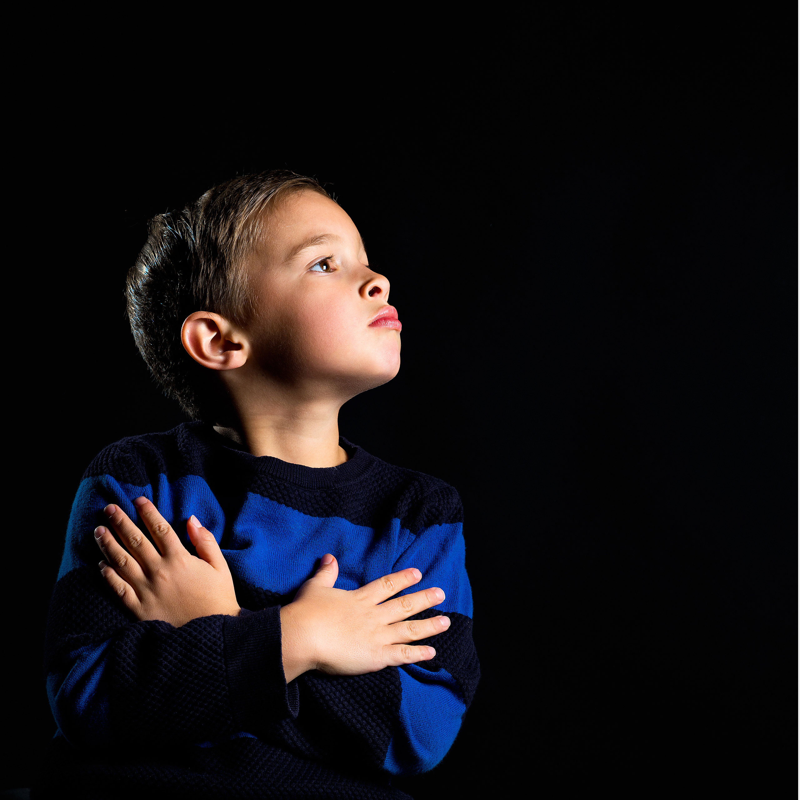 heirloom album for a calgary portrait studio session by sean leblanc