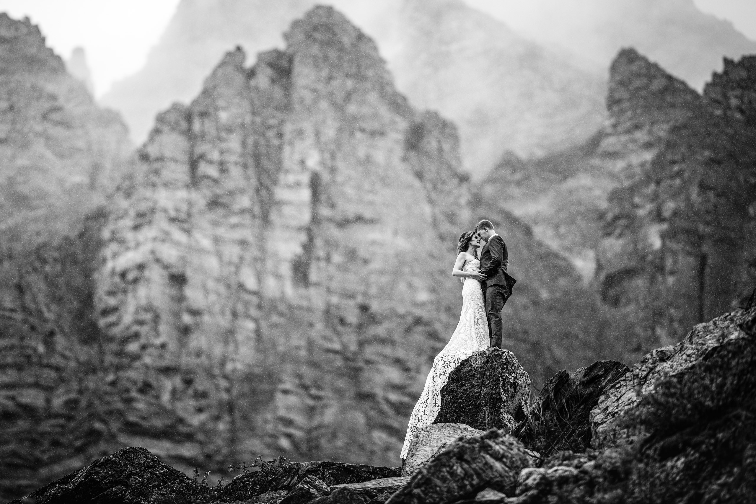 Award winning lake louise wedding by Nikon Ambassador Sean LeBlanc